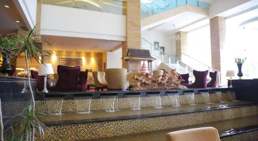 فندق جولدن توليب جالاكسي بانجارماسين المظهر الخارجي الصورة
